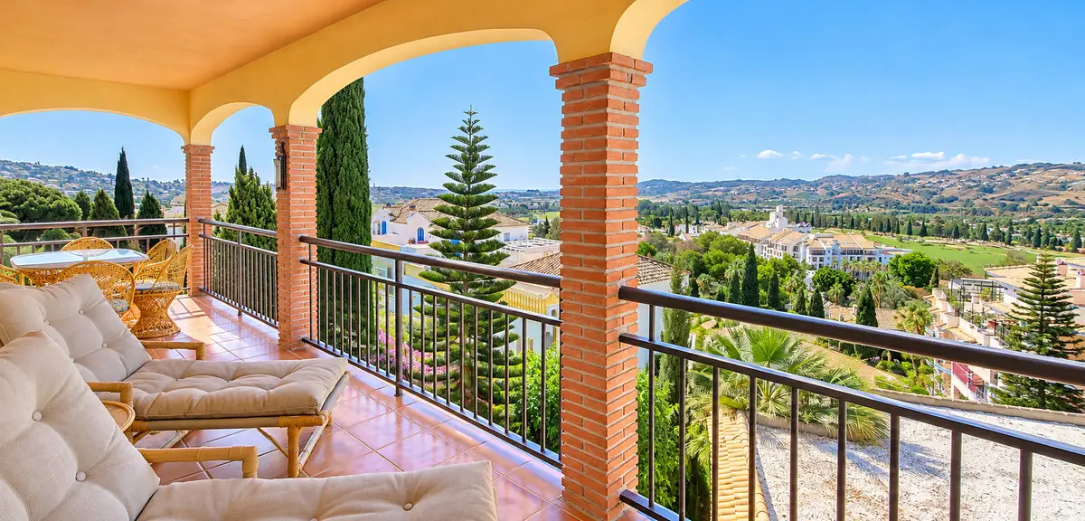 Middle Floor Apartment for sale in Mijas Golf — photo 1