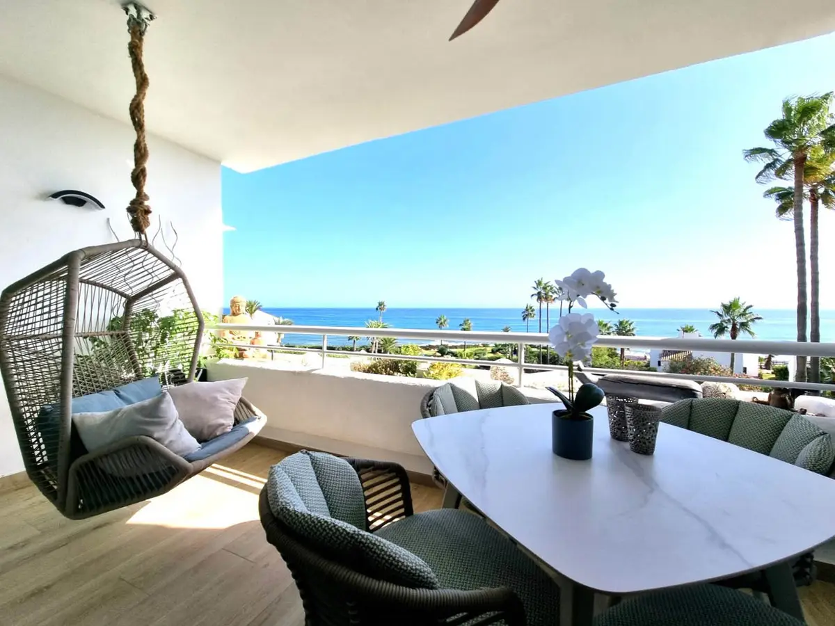 Middle Floor Apartment for sale in Mijas Costa — photo 1