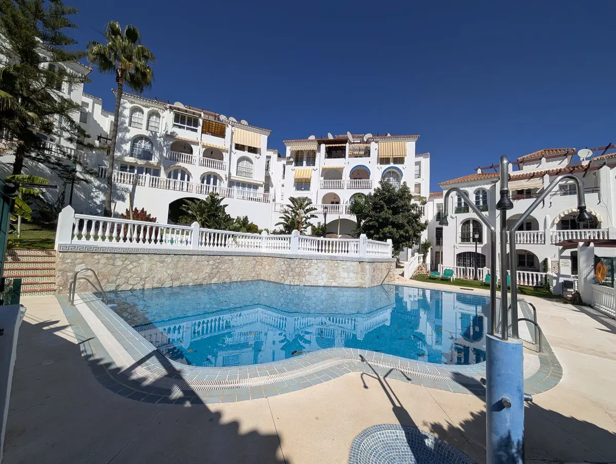 Townhouse for sale in Riviera del Sol — photo 1