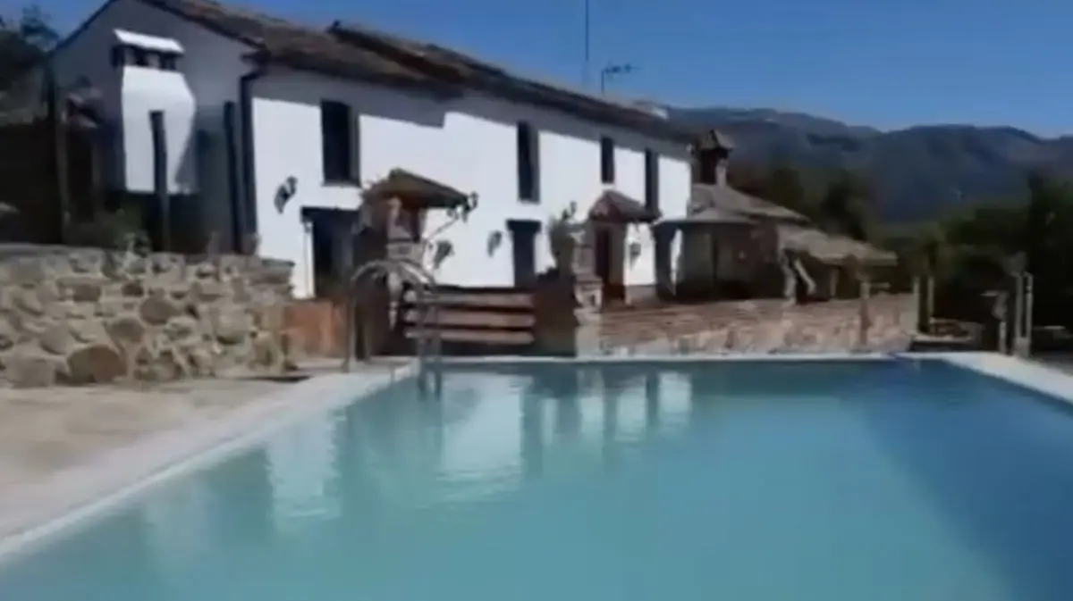 Finca - Cortijo for sale in Cortes de la Frontera — photo 1