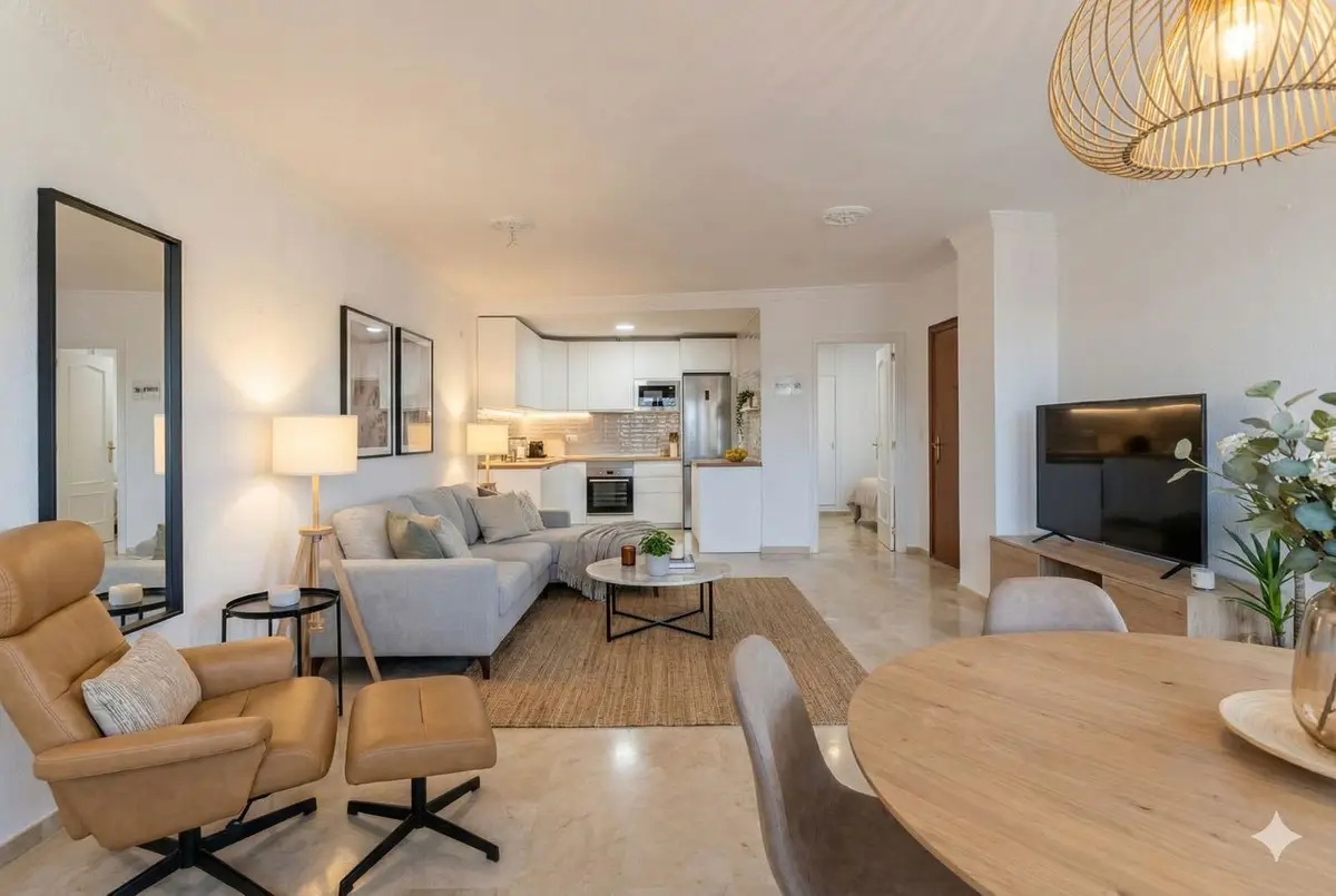 Middle Floor Apartment for sale in Mijas — photo 1