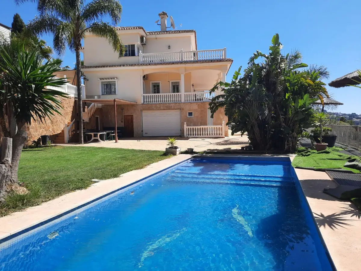 Detached Villa for sale in Mijas Golf — photo 1