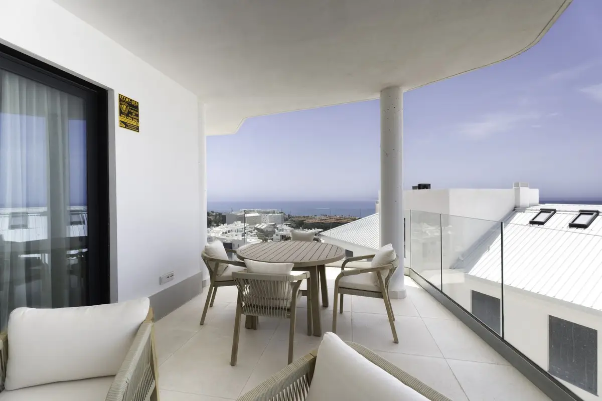 Middle Floor Apartment for sale in El Higueral — photo 1