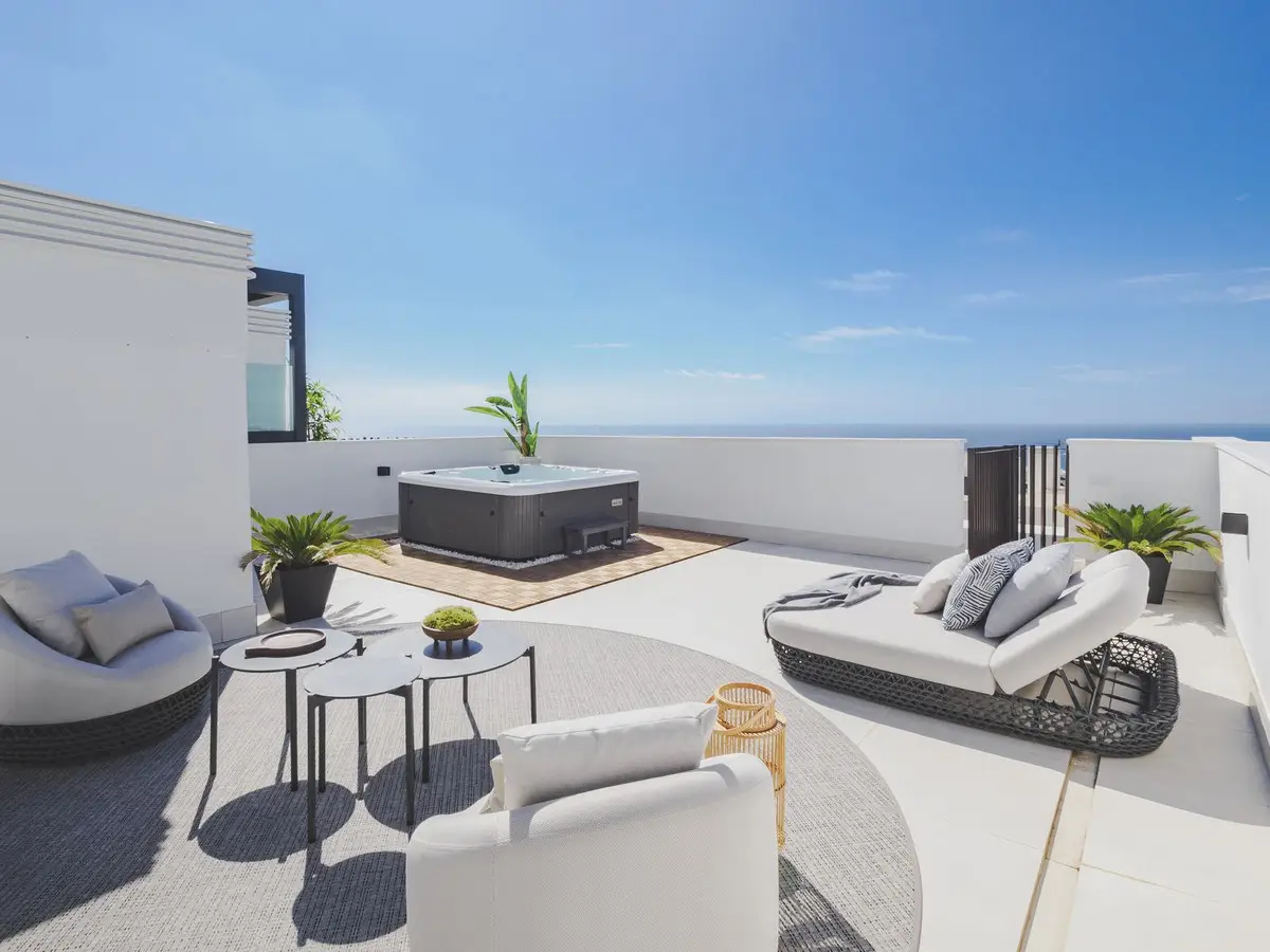 Penthouse Duplex for sale in Higueron — photo 1