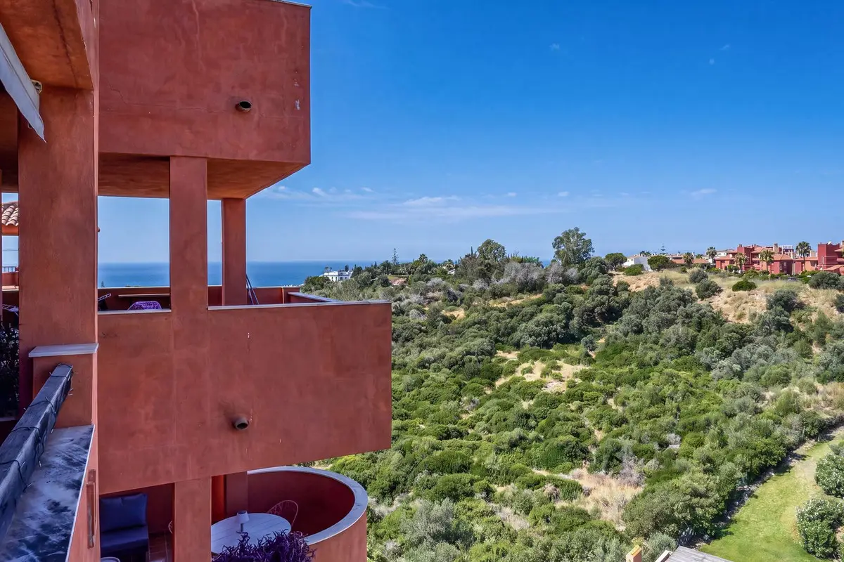 Middle Floor Apartment for sale in Reserva de Marbella — photo 1