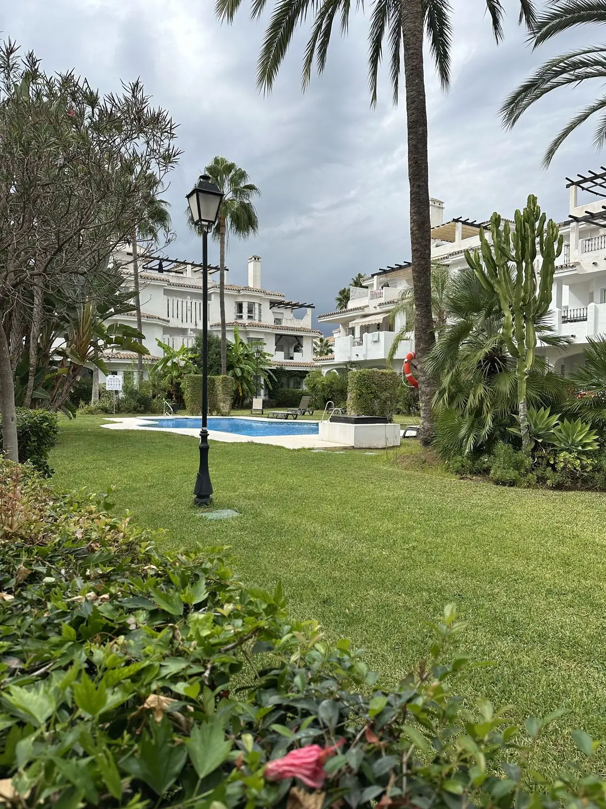 Middle Floor Apartment for sale in Puerto Banús — photo 1