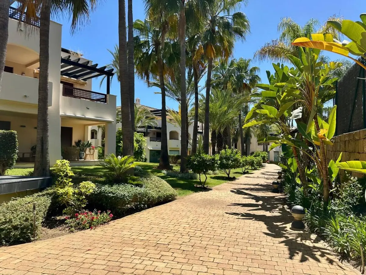 Penthouse Duplex for sale in Nueva Andalucía — photo 1