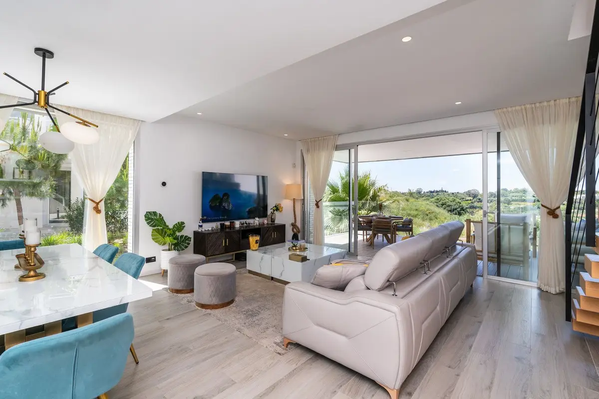 Townhouse for sale in Cancelada — photo 1