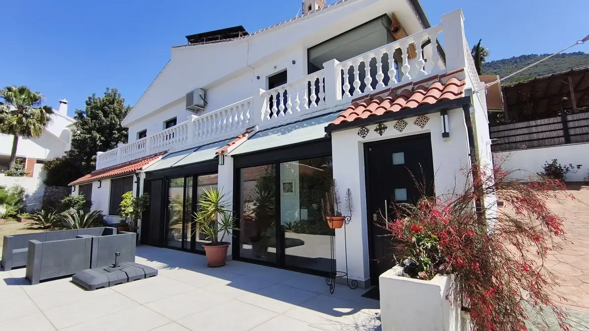 Detached Villa for sale in Alhaurín de la Torre — photo 1