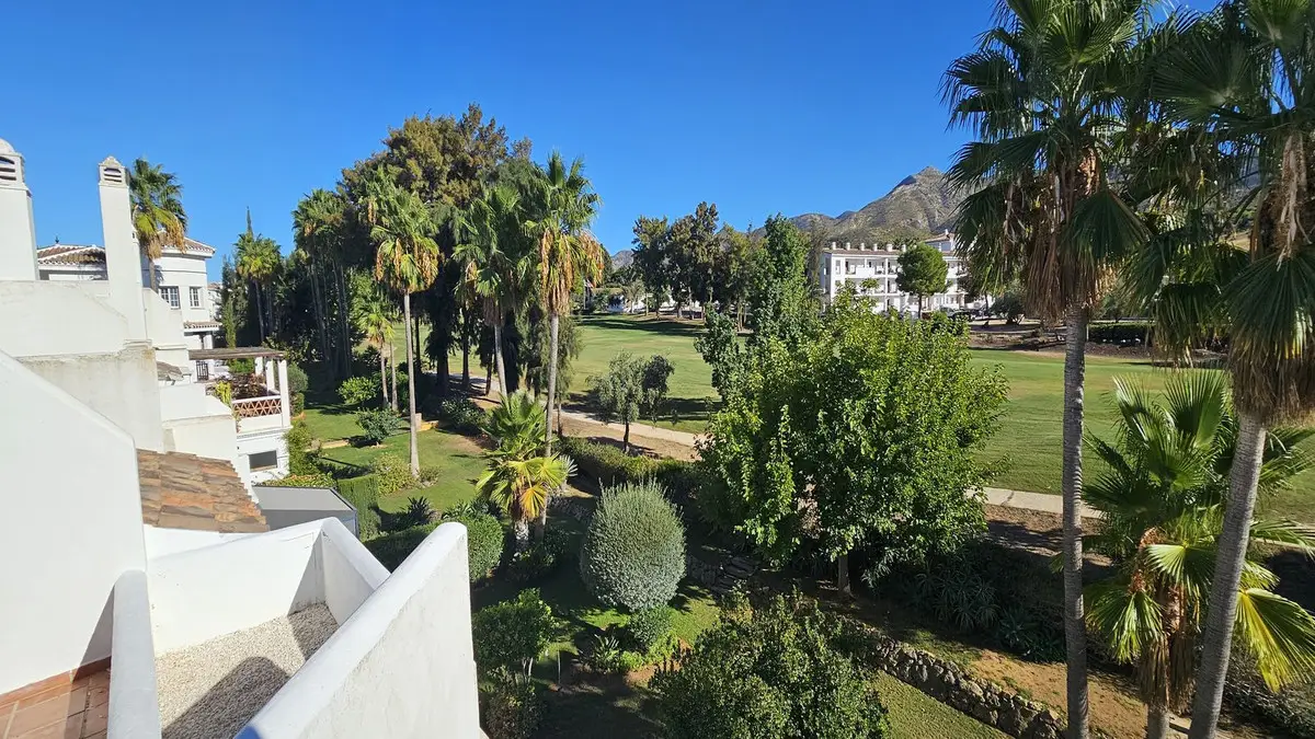 Townhouse for sale in Lauro Golf — photo 1
