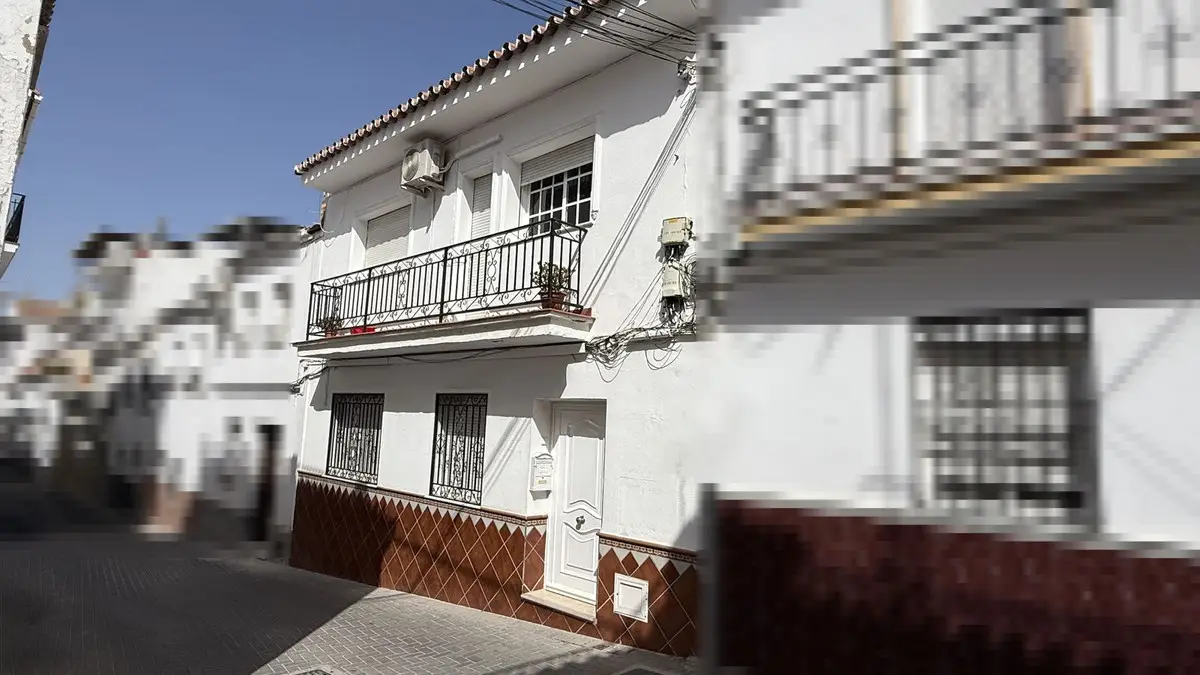 Townhouse for sale in Alhaurín el Grande — photo 1