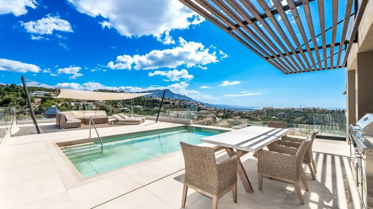 Detached Villa for sale in Los Arqueros — photo 1