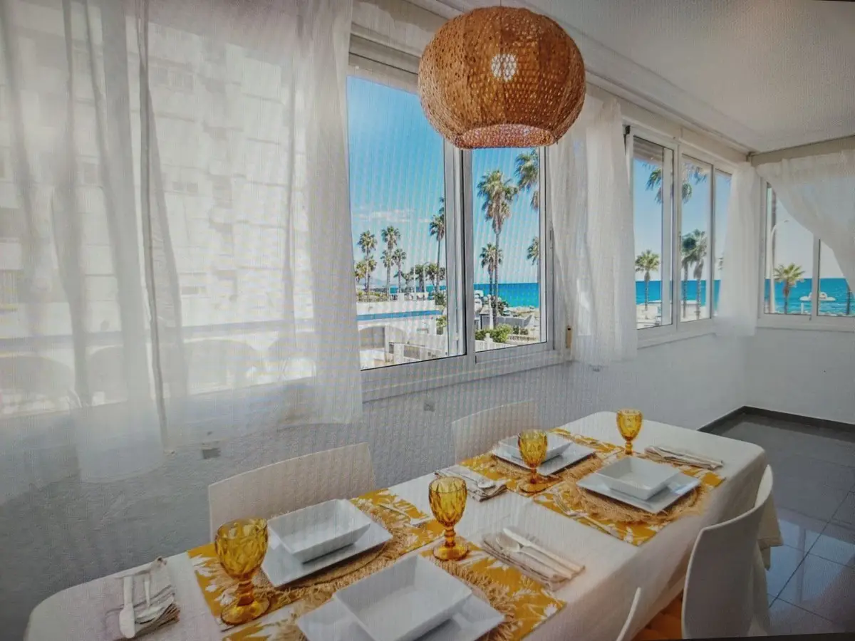 Middle Floor Apartment for sale in Benalmadena Costa — photo 1