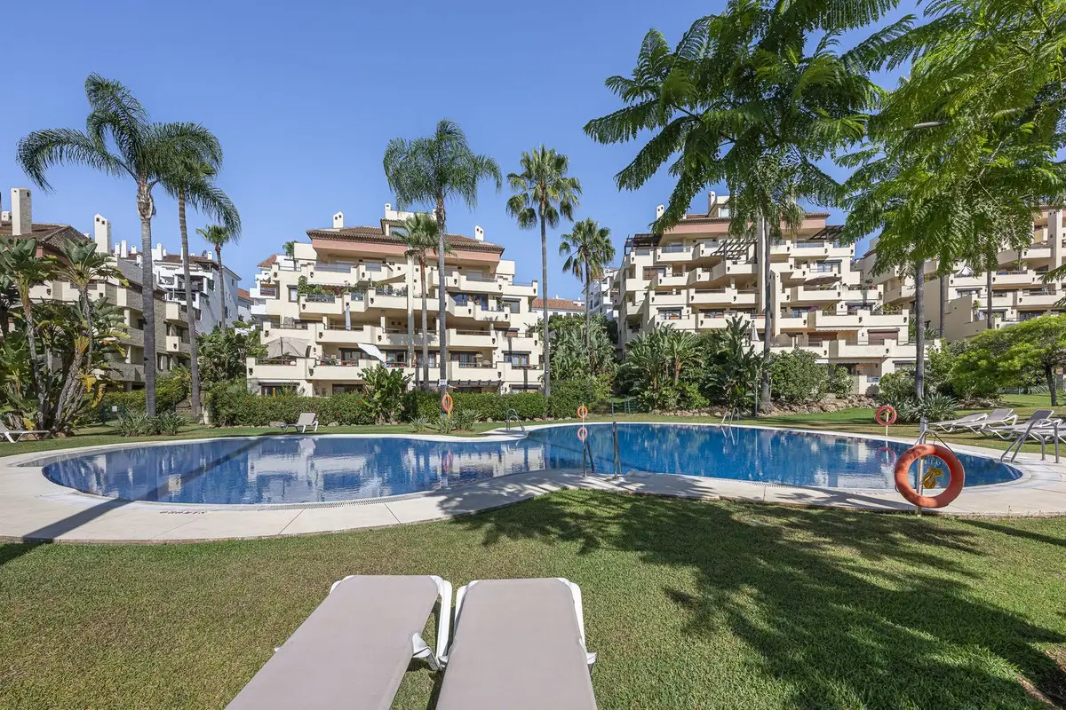 Ground Floor Apartment for sale in The Golden Mile — photo 1