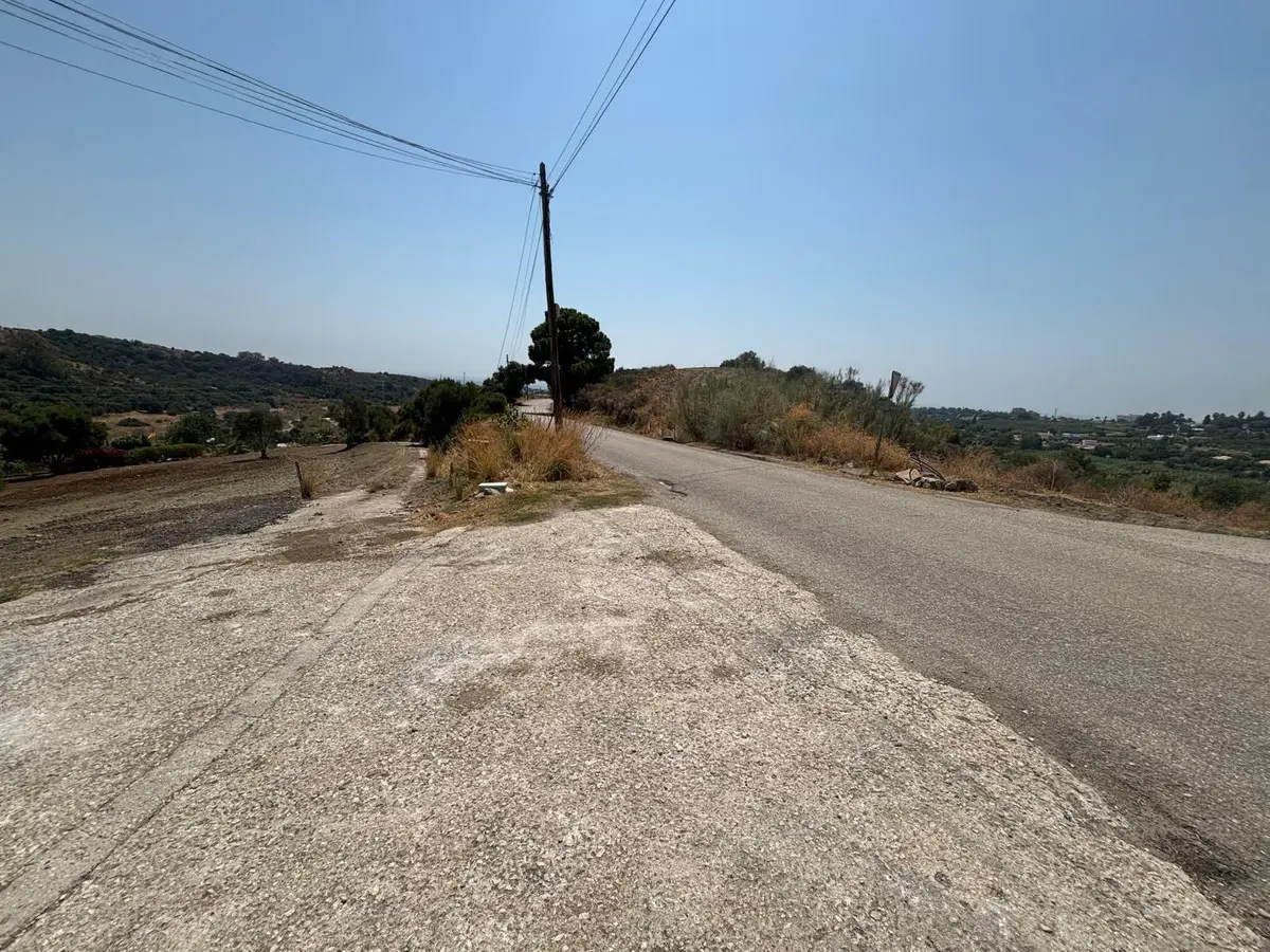 Residential Plot for sale in Estepona — photo 1