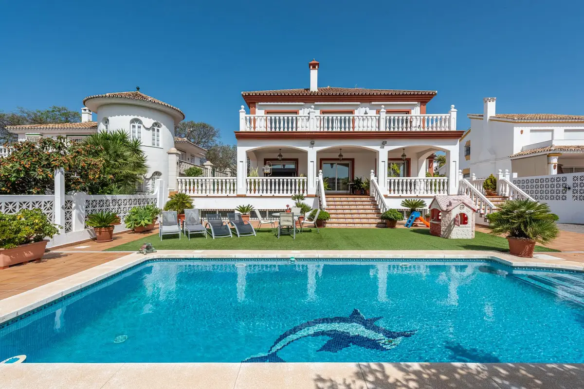 Detached Villa for sale in San Pedro de Alcántara — photo 1