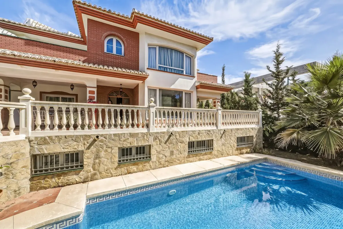 Detached Villa for sale in Benalmadena — photo 1