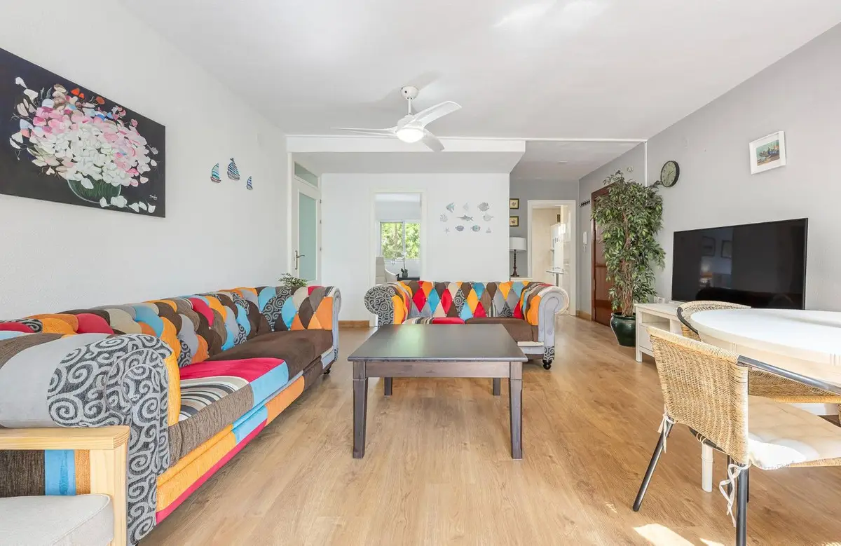 Middle Floor Apartment for sale in Torreblanca — photo 1