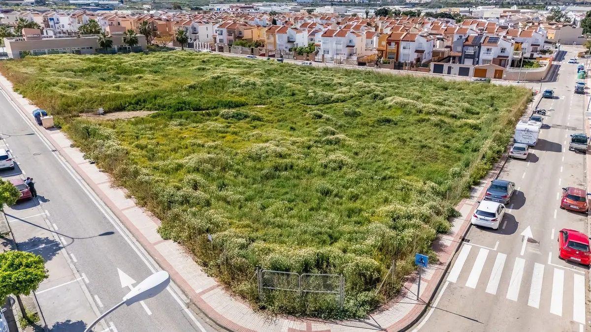 Residential Plot for sale in Vélez-Málaga — photo 1