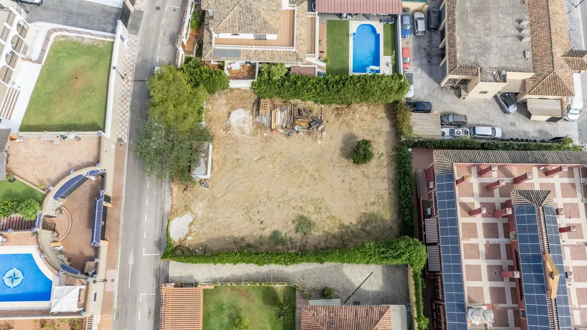 Residential Plot for sale in Mijas — photo 1