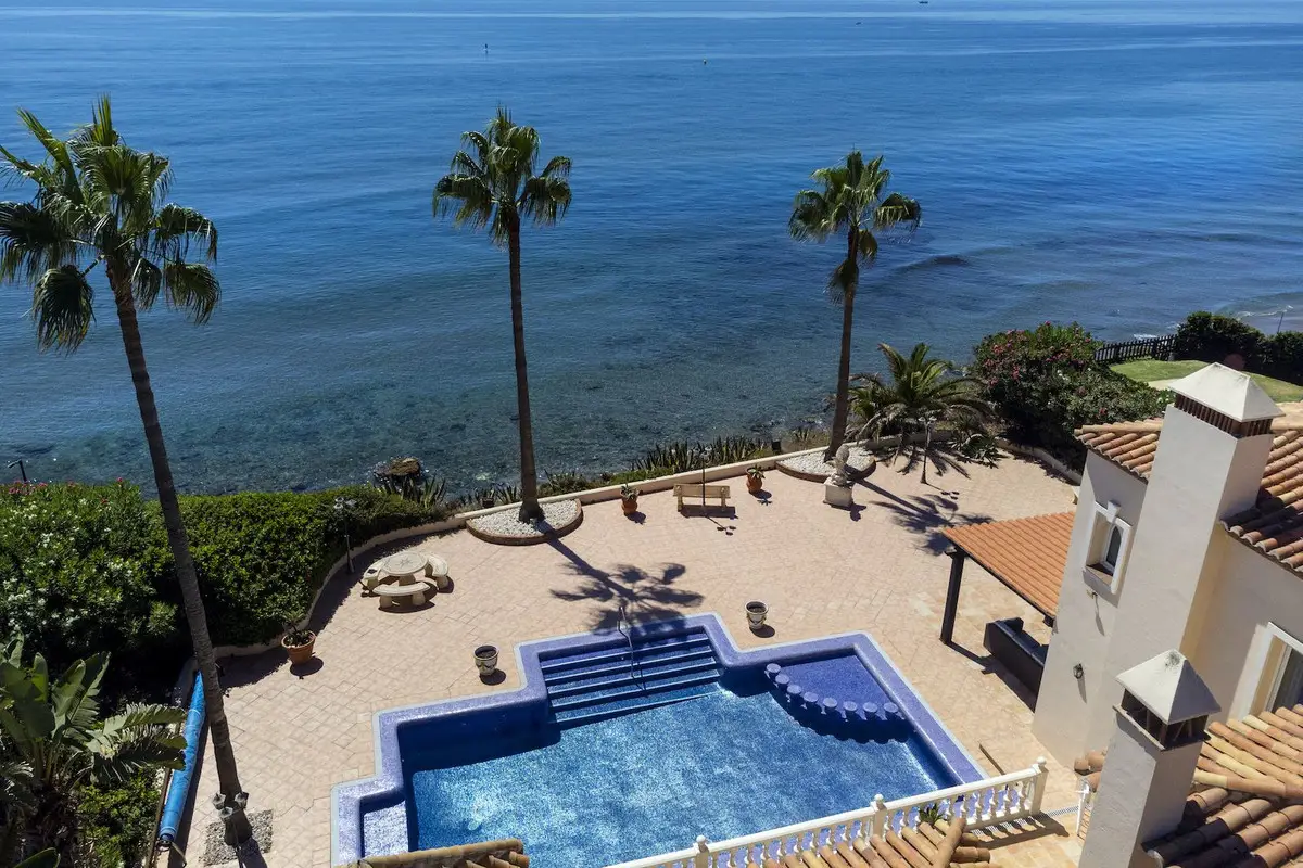 Detached Villa for sale in Marbesa — photo 1