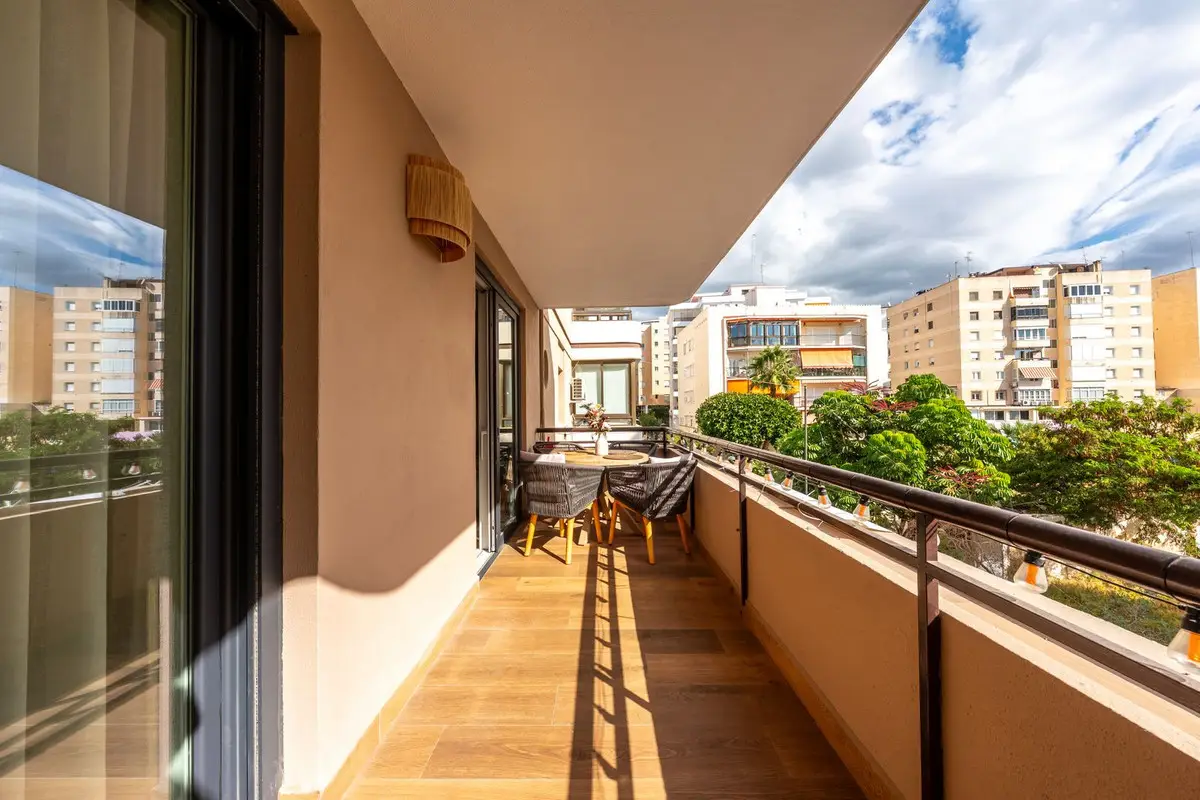 Middle Floor Apartment for sale in Marbella — photo 1
