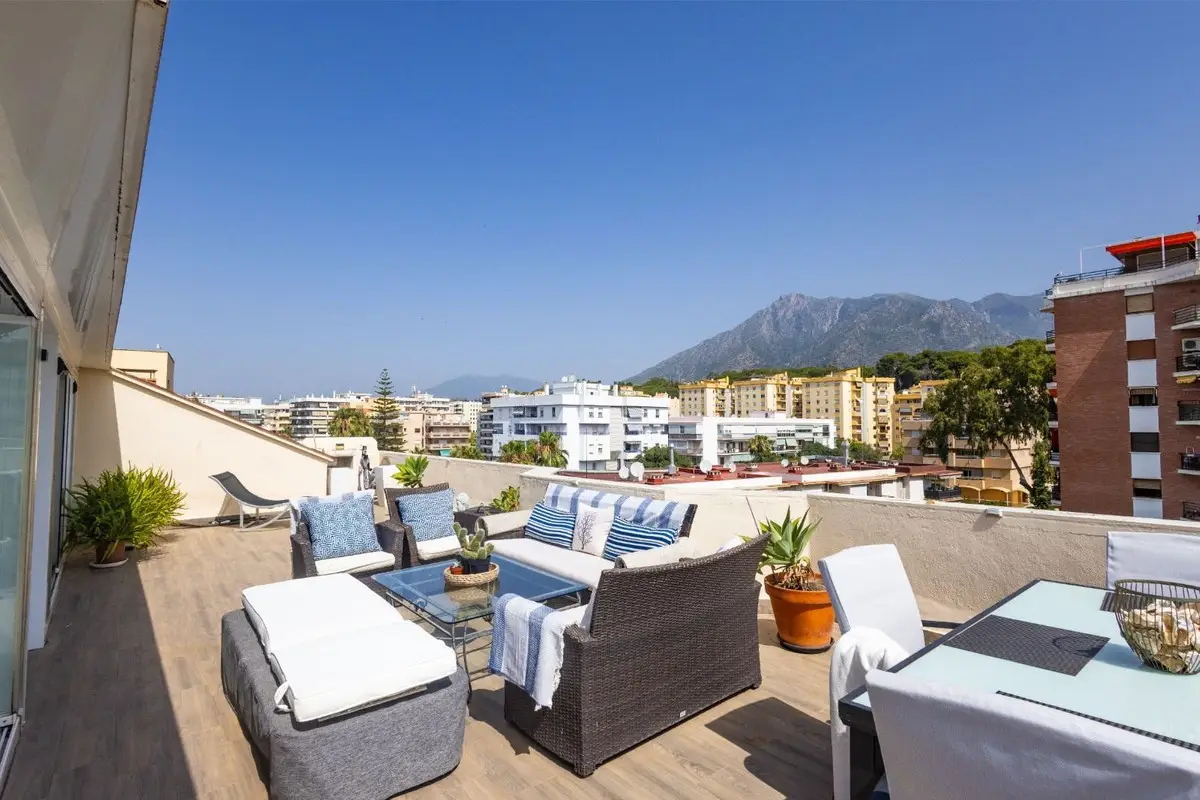 Penthouse for sale in Marbella — photo 1