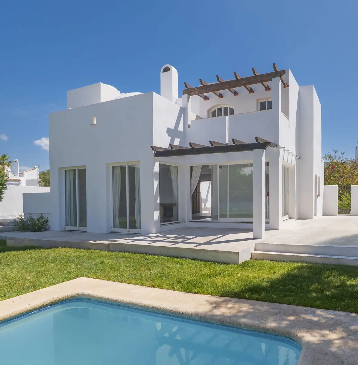 Detached Villa for sale in Puerto Banús — photo 1
