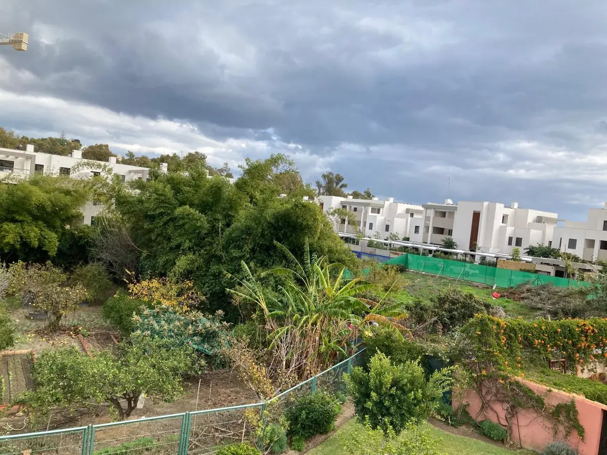 Beboelsesgrund til salg i Casares — foto 1