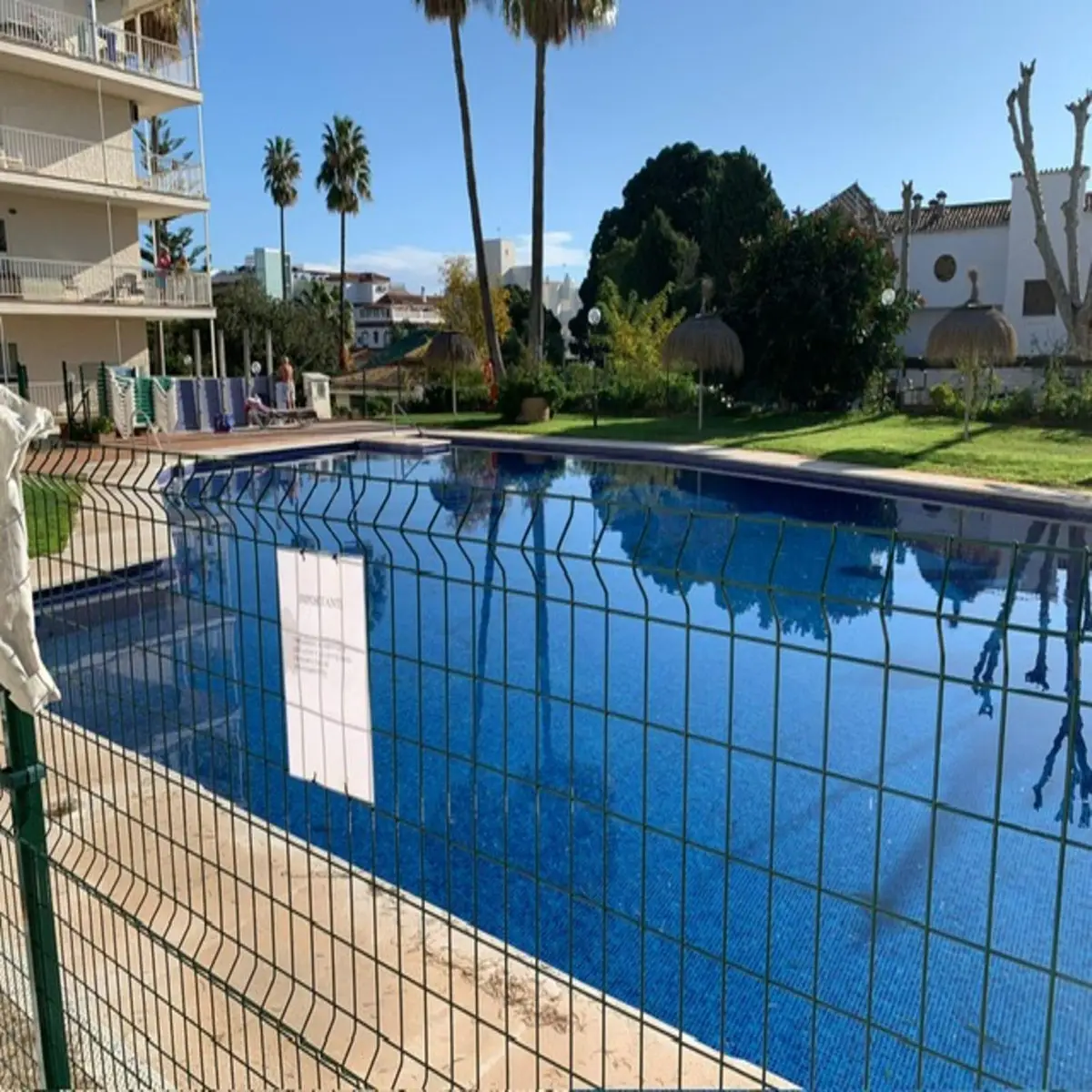 Top Floor Studio for sale in La Carihuela — photo 1