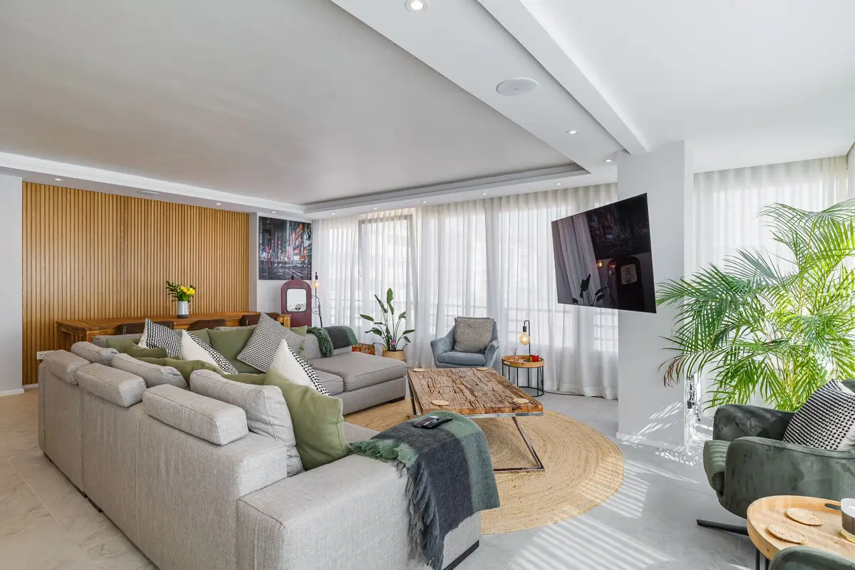 Middle Floor Apartment for sale in Marbella — photo 1