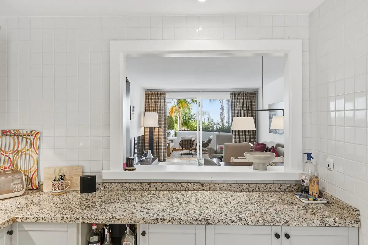 Ground Floor Apartment for sale in Nueva Andalucía — photo 1
