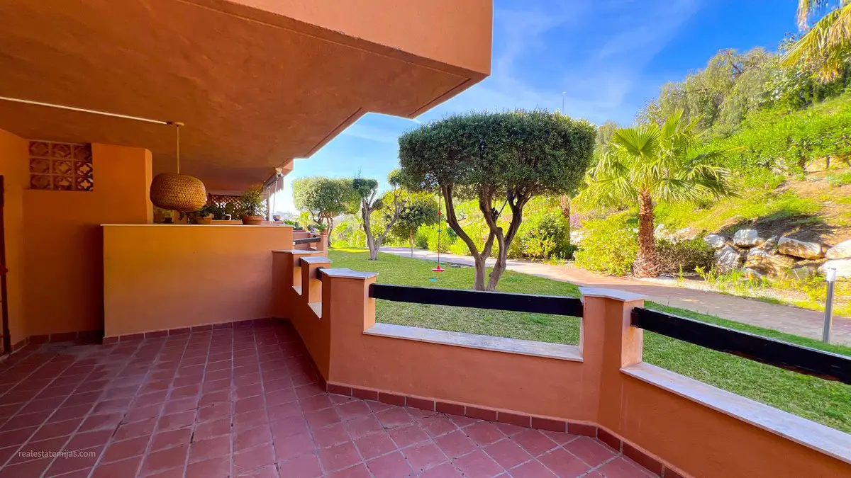 Ground Floor Apartment for sale in Reserva de Marbella — photo 1