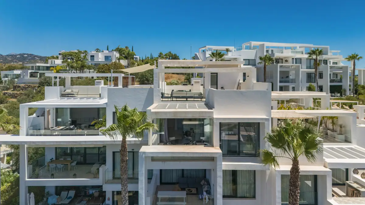 Penthouse Duplex for sale in Benahavís — photo 1
