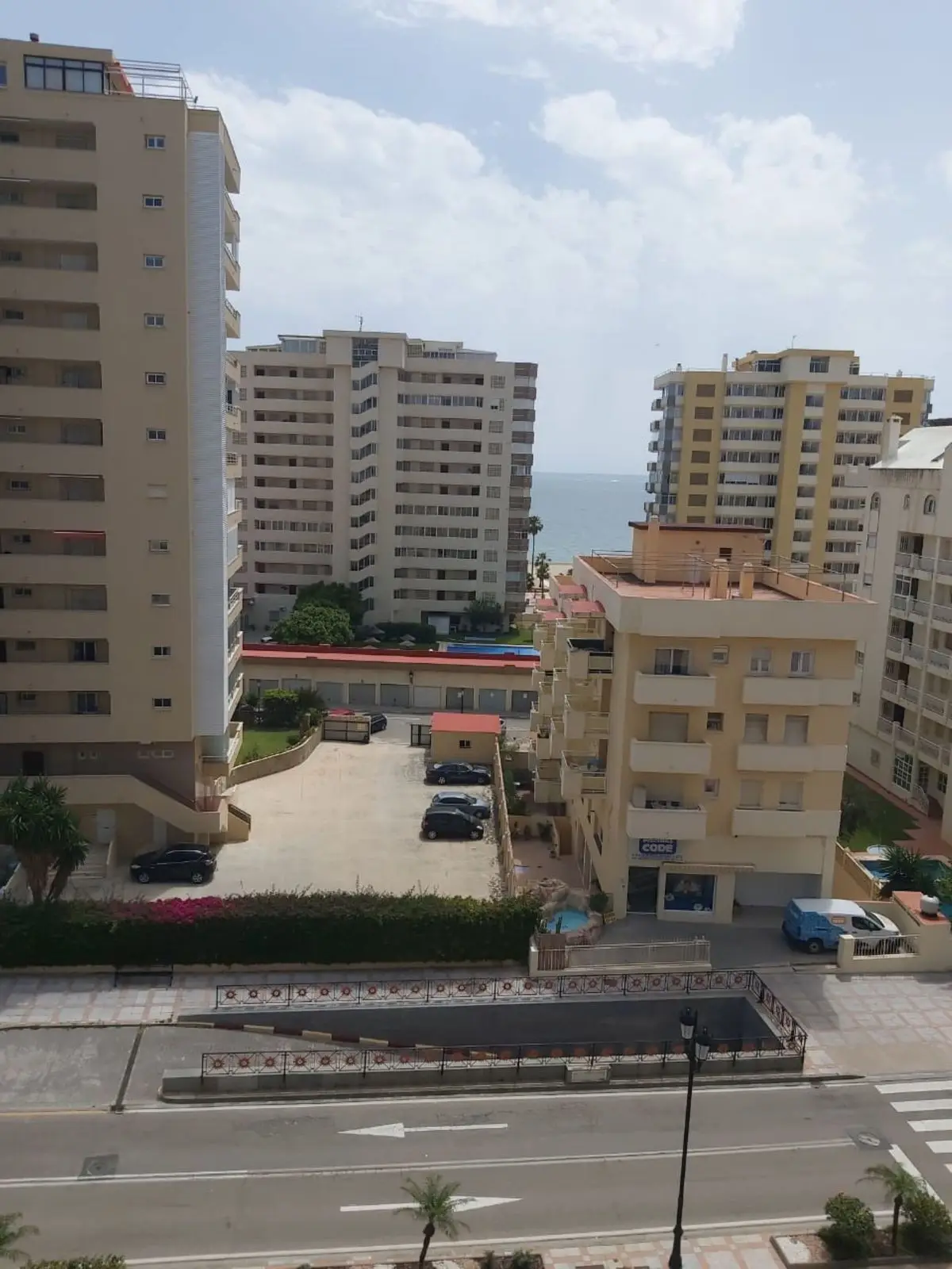 Middle Floor Apartment for sale in Fuengirola — photo 1