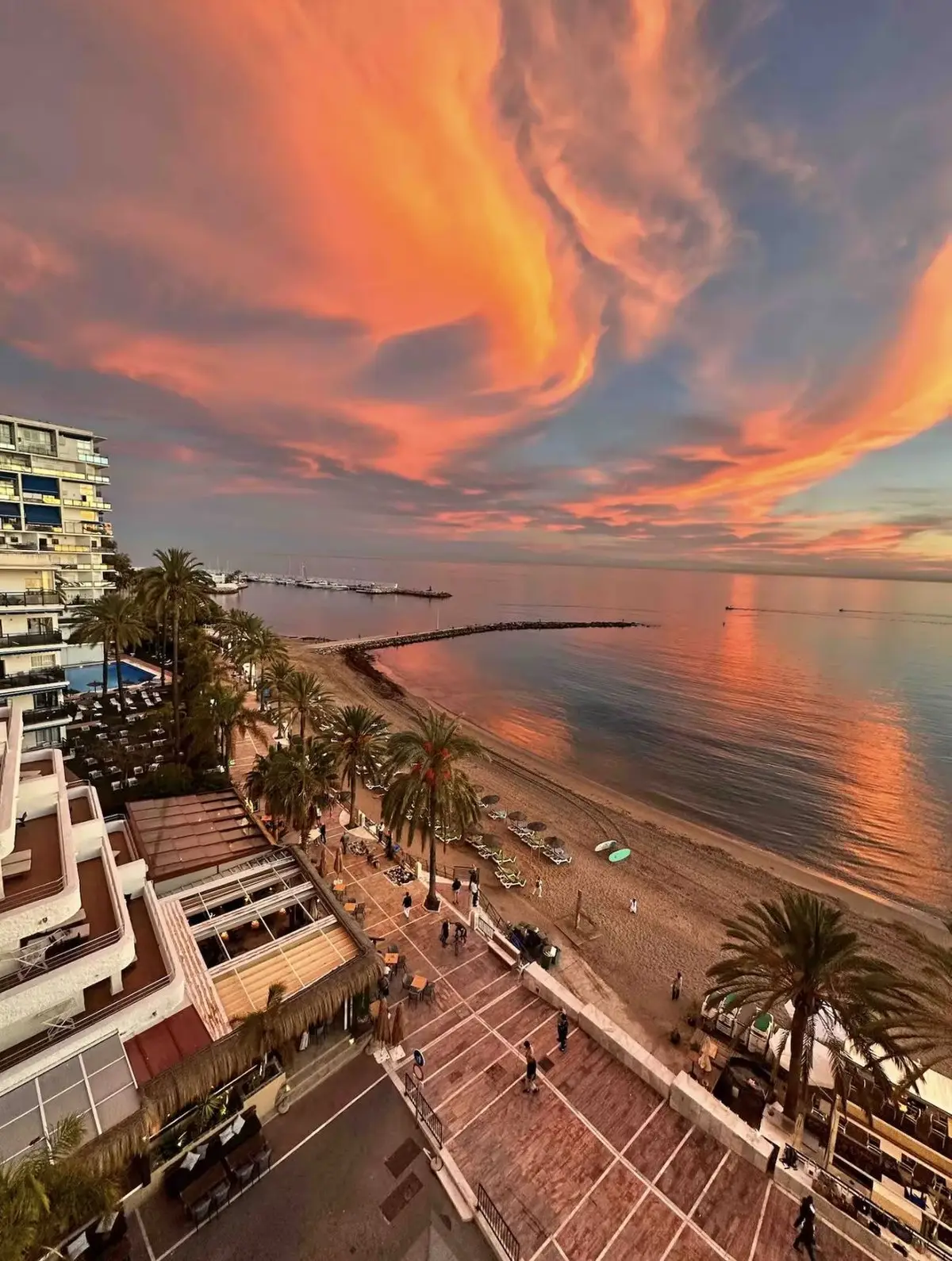 Middle Floor Apartment for sale in Marbella — photo 1