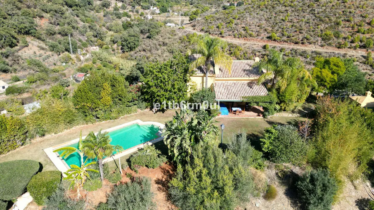 Finca - Cortijo for sale in Ojén — photo 1