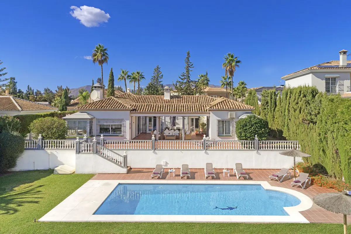 Detached Villa for sale in Mijas Golf — photo 1