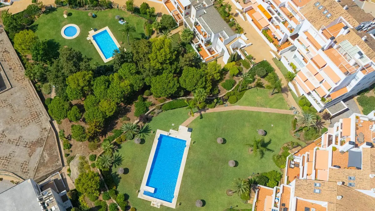 Apartamento en la última planta en venta en Torrequebrada — foto 1
