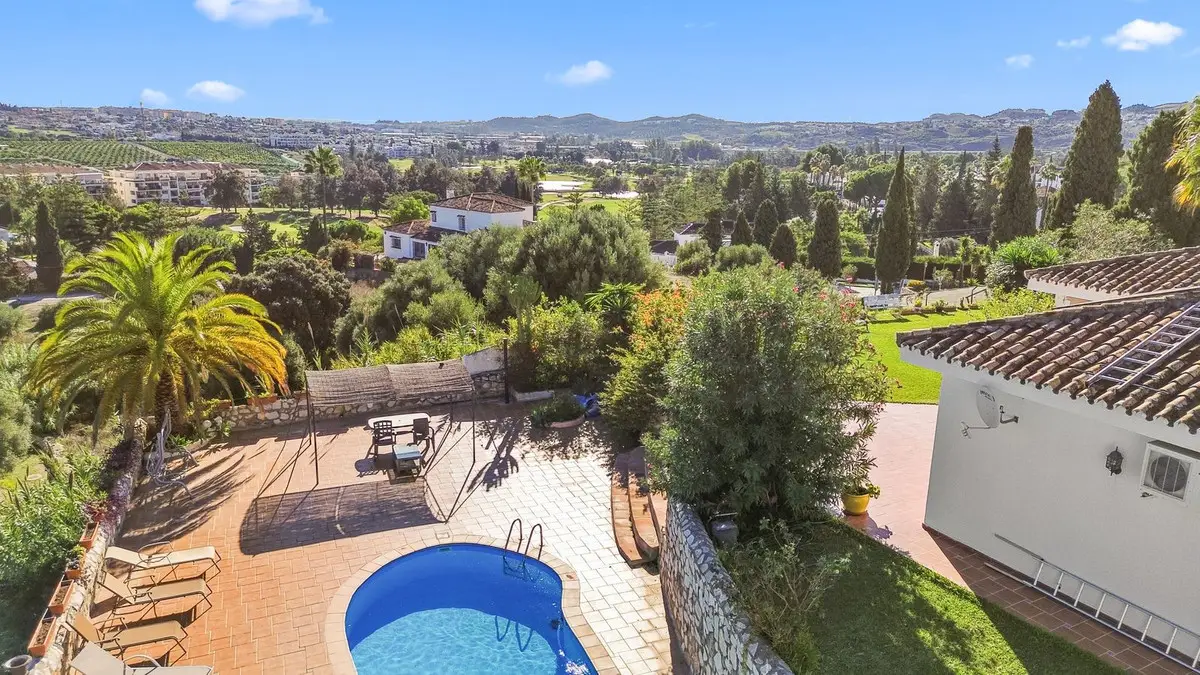 Detached Villa for sale in Mijas — photo 1