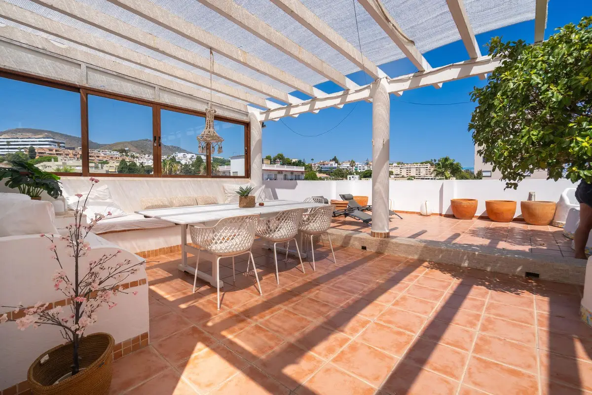 Penthouse Duplex for sale in La Carihuela — photo 1