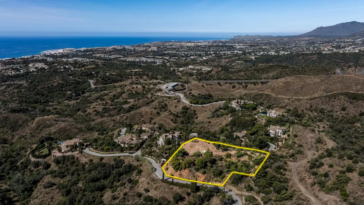 Residential Plot for sale in Marbella — photo 1