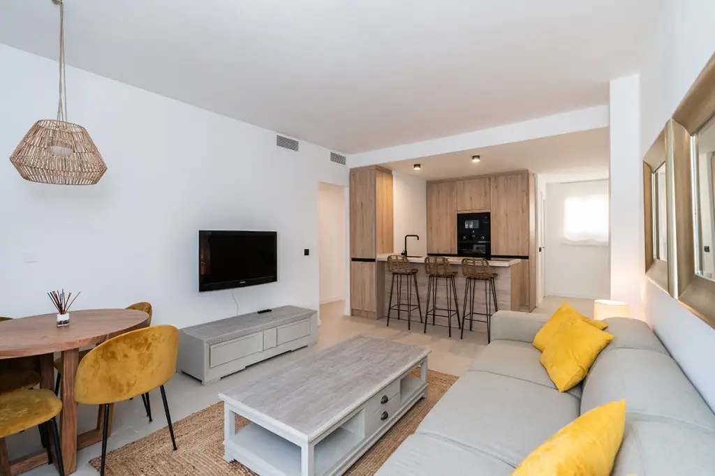 Middle Floor Apartment for sale in Marbella — photo 1