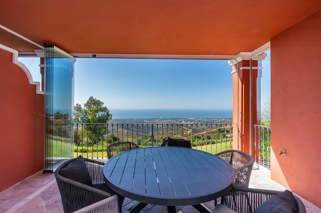 Middle Floor Apartment for sale in La Mairena — photo 1