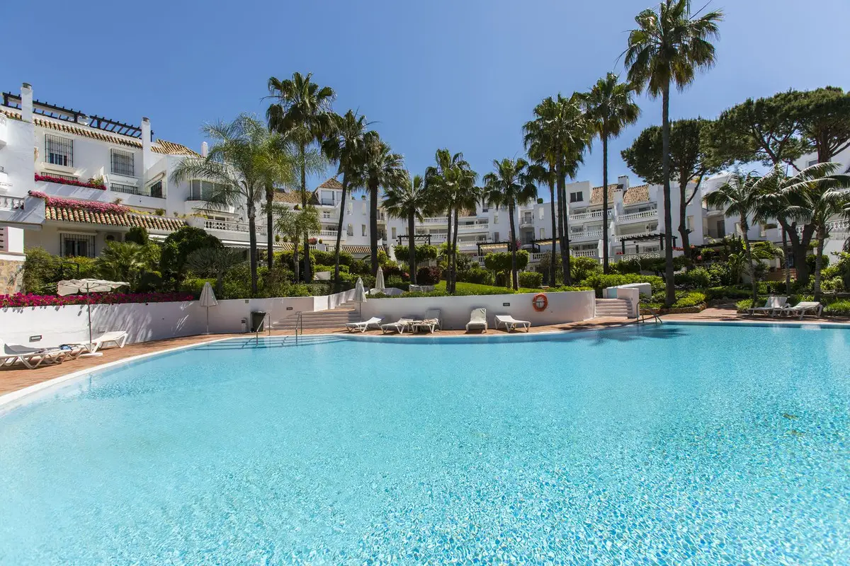 Ground Floor Apartment for sale in Marbella — photo 1