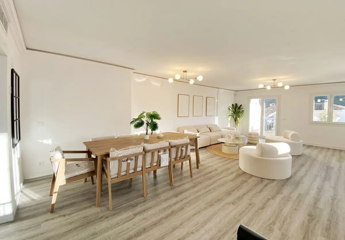 Duplex for sale in Benahavís — photo 1