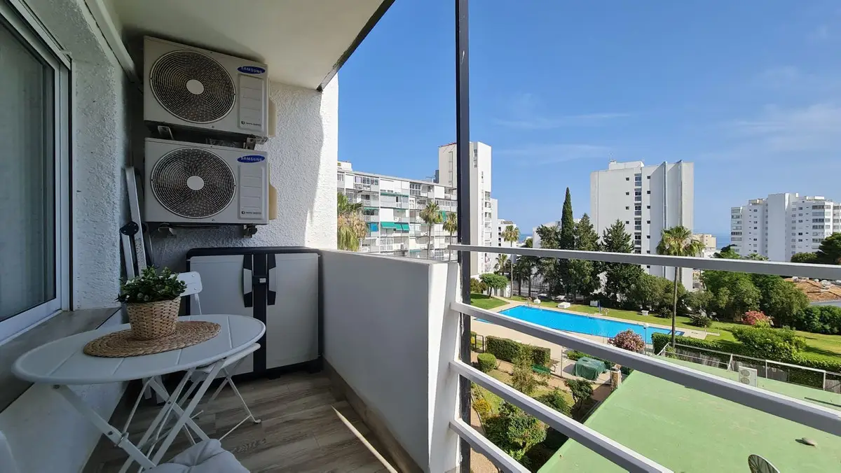 Middle Floor Apartment for sale in Benalmadena — photo 1