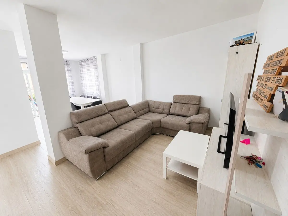 Middle Floor Apartment for sale in Málaga Centro — photo 1