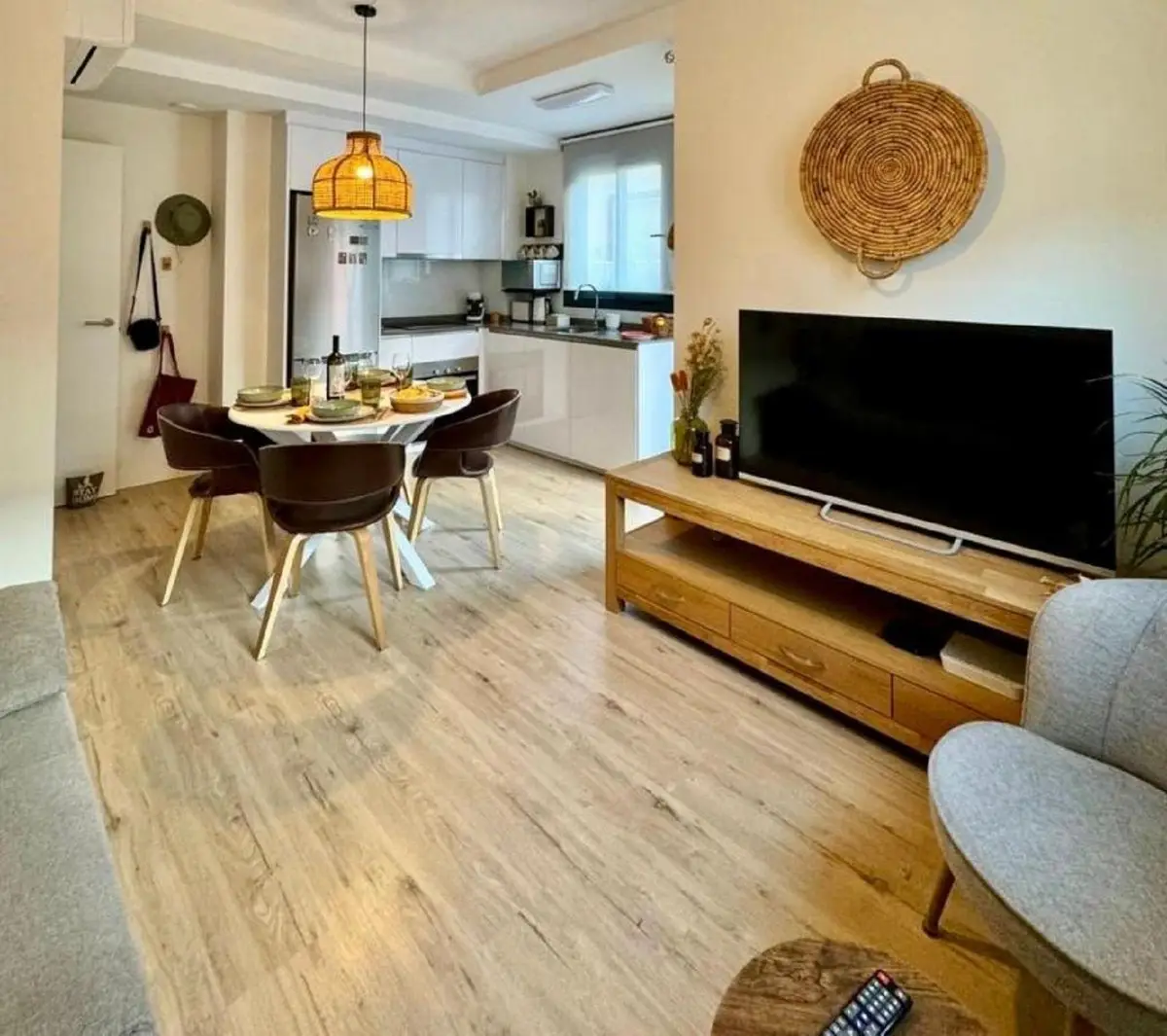 Middle Floor Apartment for sale in Los Boliches — photo 1