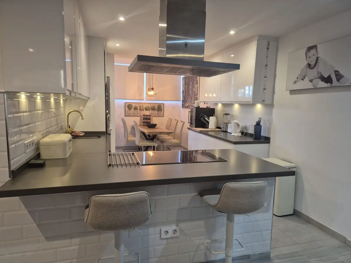 Duplex for sale in Los Pacos — photo 1